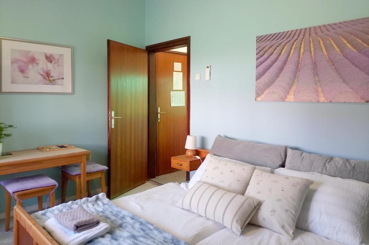 Sobe Zimmer Rooms Zivcic Karlovac Exterior photo